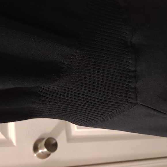 Simply Vera, Vera Wang Black Long-Sleeved Pleated Knit Knee-Length Dress - Picture 2 of 6